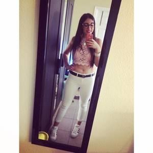 Meet your Posher, Valeria